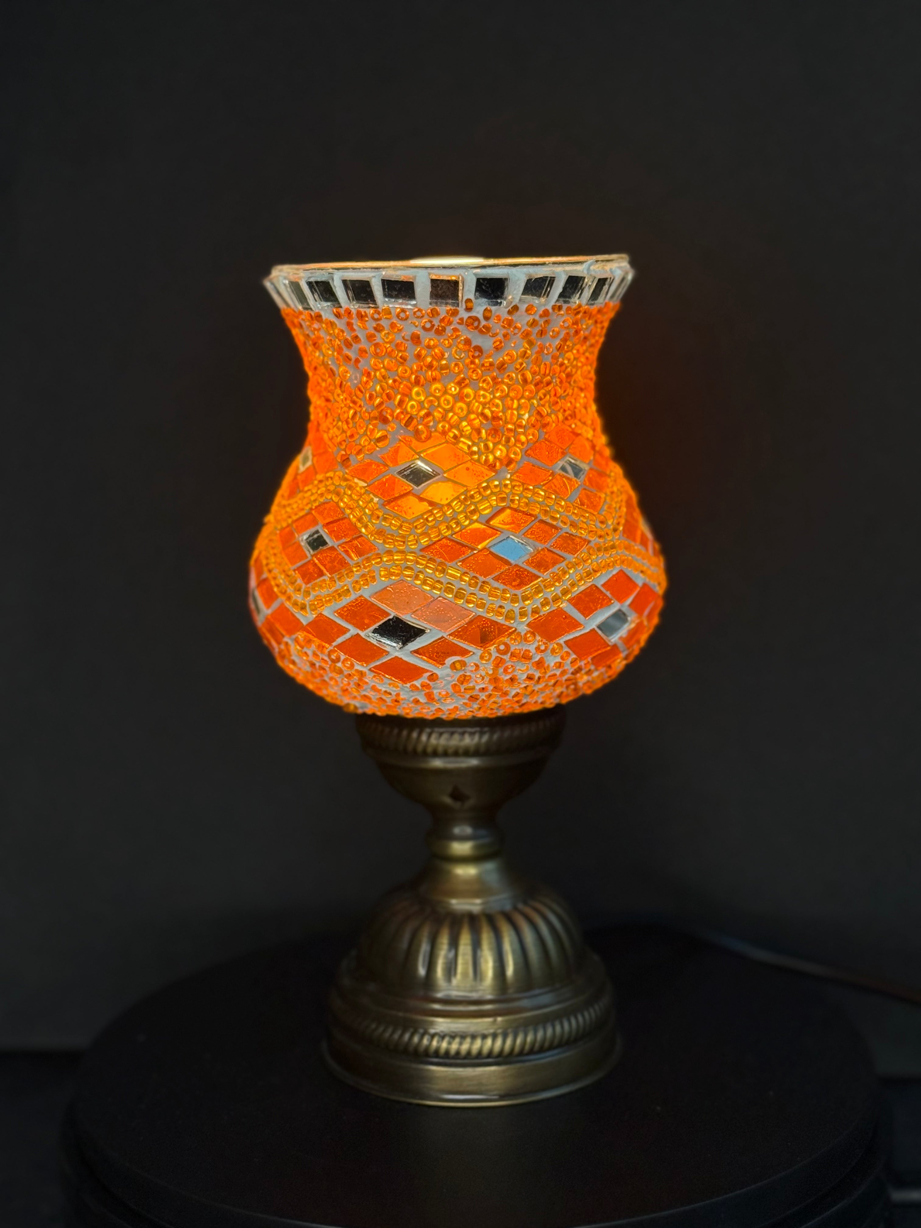 Tulip Table Lamp