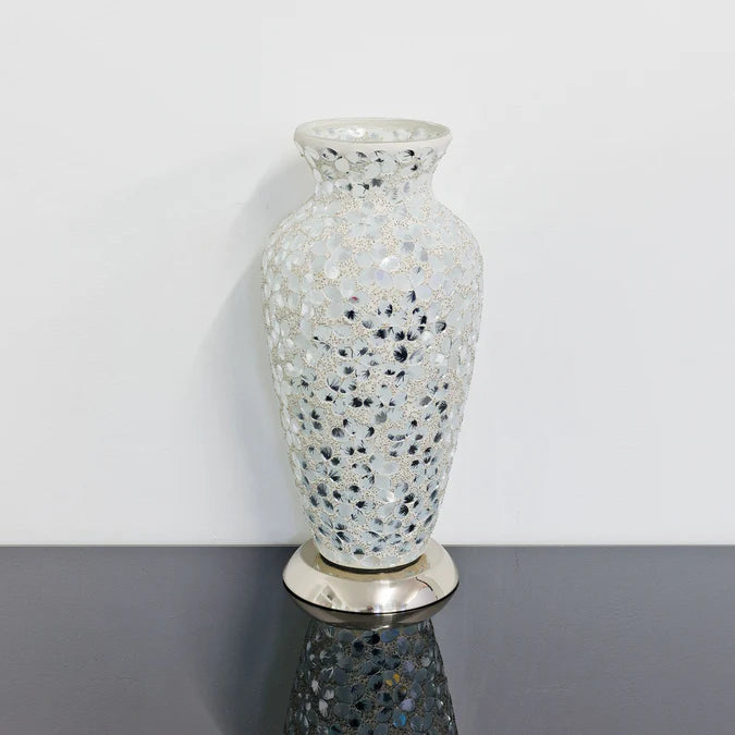 White Flower Vase Lamp